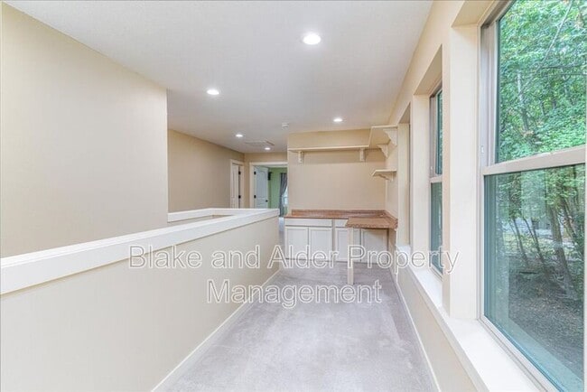 Building Photo - 7981 SW Kelso Ct