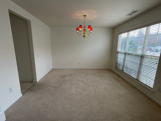 Building Photo - 3038 Old Ironside Dr