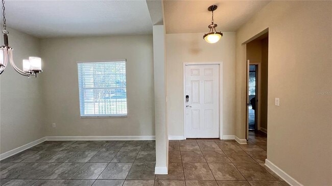 Building Photo - 15079 Evergreen Oak Loop