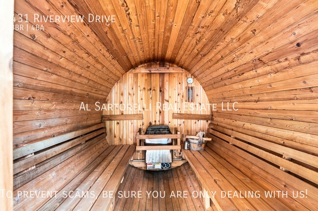 Building Photo - 431 Riverview Dr