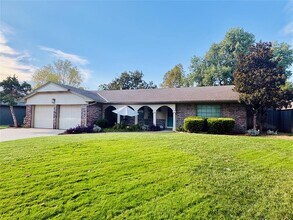 Building Photo - 2945 Kerry Ln