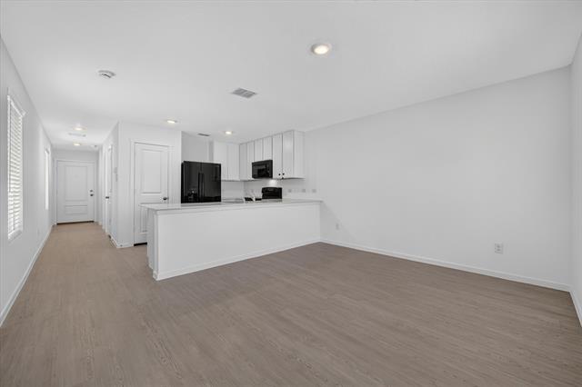 Building Photo - 914 Sandhill Crane Ln