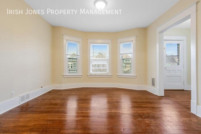 Building Photo - 239 Crowley Ave