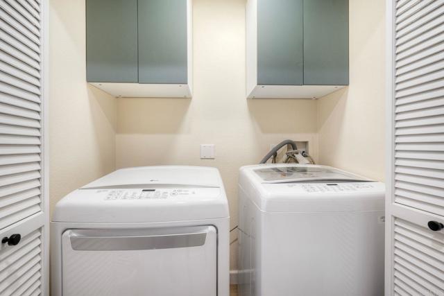 Building Photo - 823 Kalpati Cir