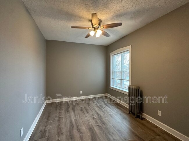 Building Photo - 6631 S Ellis Ave