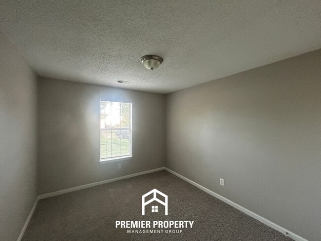 Building Photo - 4049 Powder Mill Cove