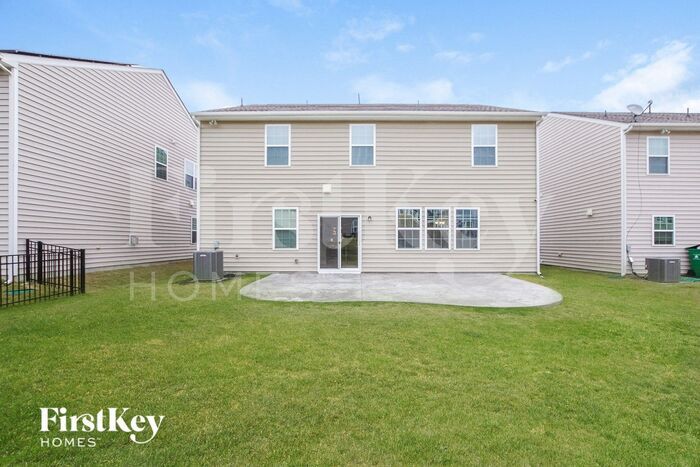 Building Photo - 16323 Wavenly House Dr