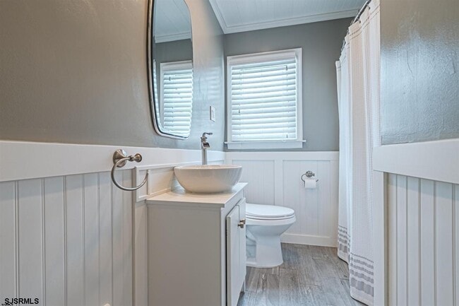 Building Photo - 112 N Argyle Ave