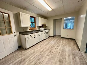 Building Photo - 1017 Emporia St