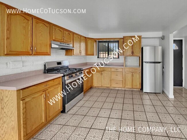 Building Photo - 5950 S Liberty Ave