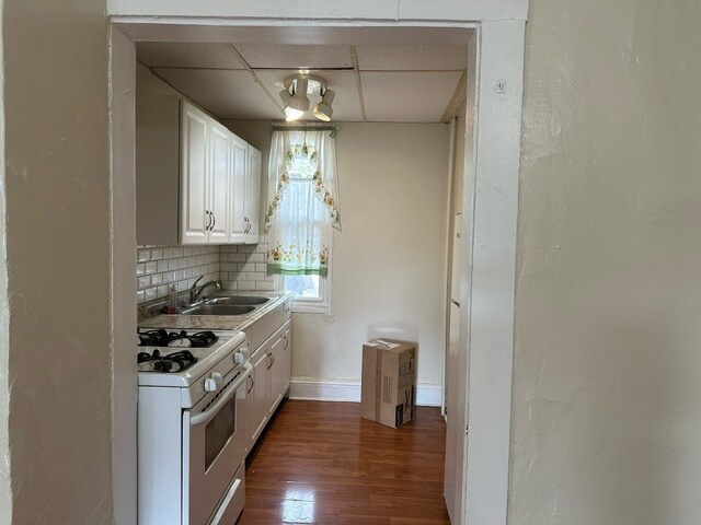 Building Photo - 3304 W 44th St