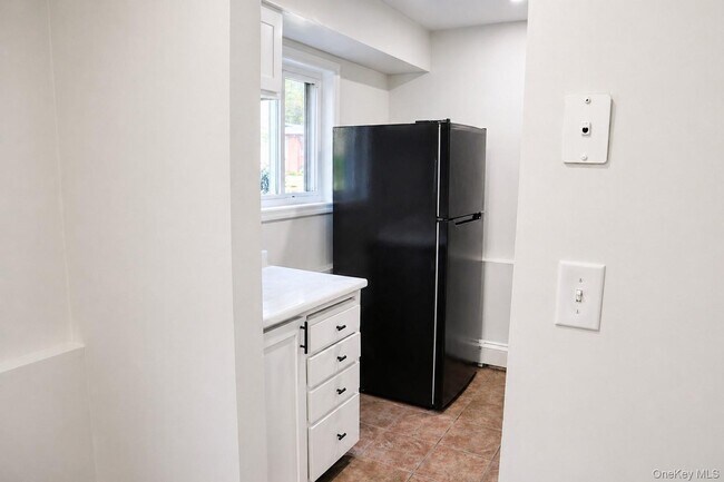Building Photo - 39 Tanager Rd