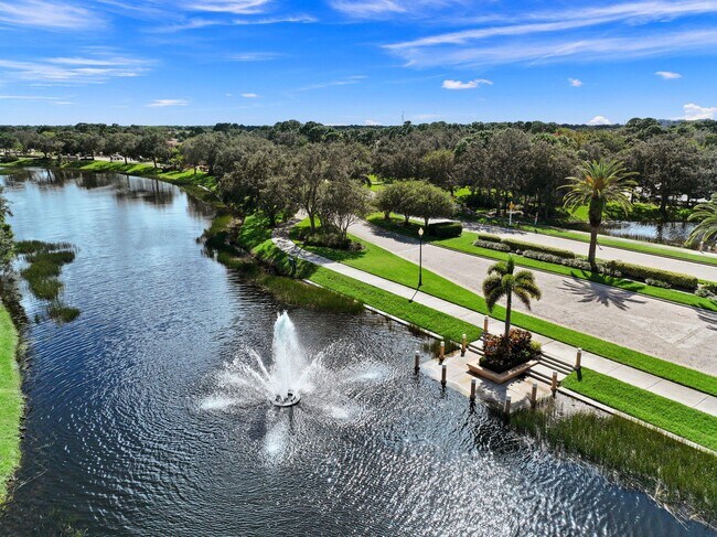 Building Photo - 1594 SW Harbour Isles Cir