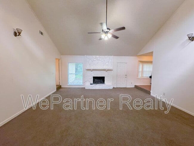 Building Photo - 7416 Dartmouth Ct