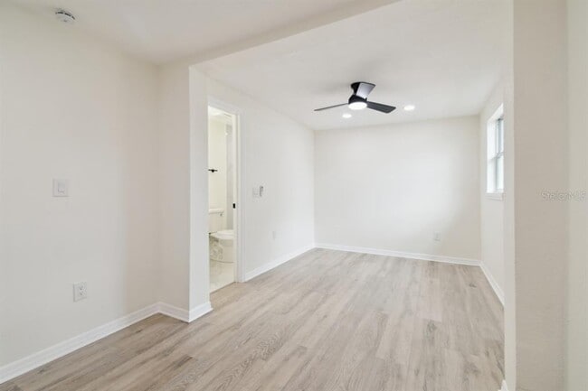 Building Photo - 3320 W Kathleen St