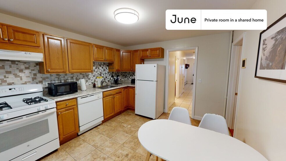 Building Photo - Room in Shared 3 bed/1 bath home in Central Square (Cambridge)