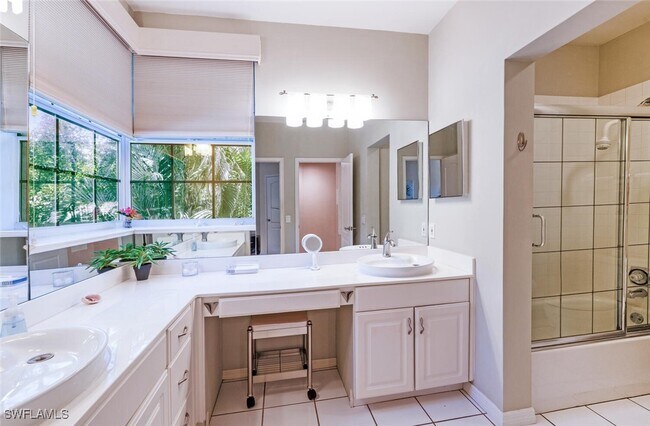 Building Photo - 15260 Cedarwood Ln
