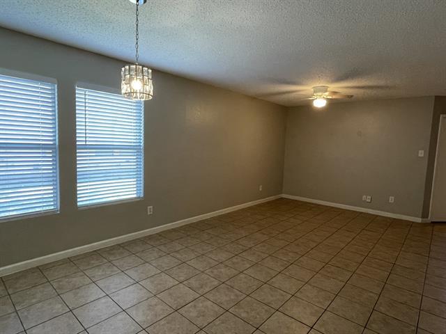 Building Photo - 5619 Swan Lake Dr