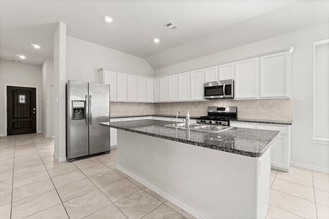 Building Photo - 4234 Green Landing Dr
