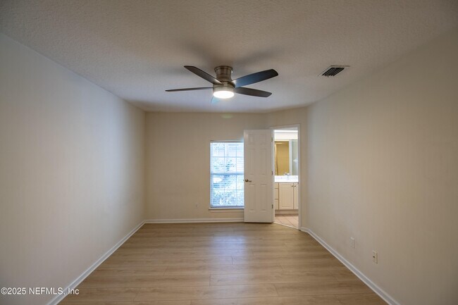 Building Photo - 13022 Huntley Manor Dr