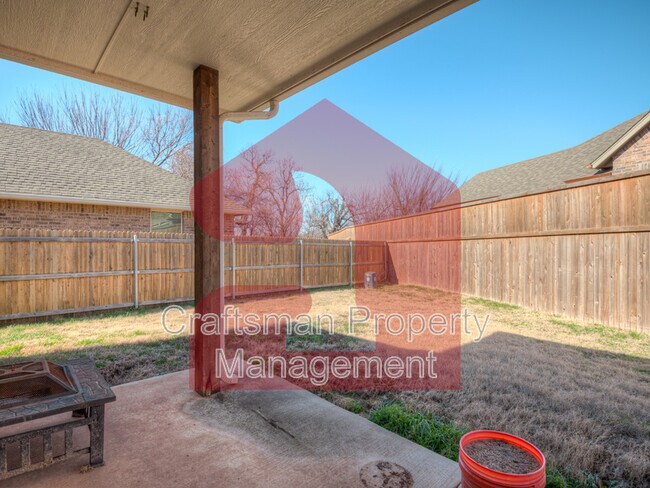 Building Photo - 9945 SW 21st St