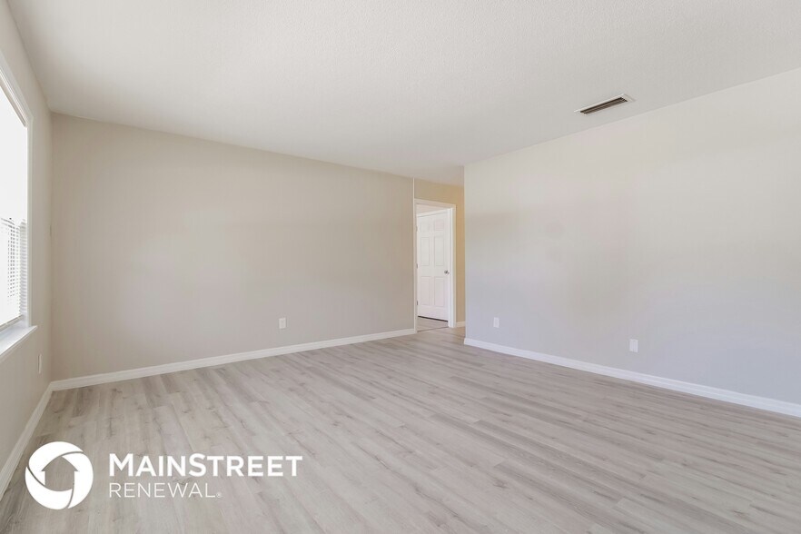 Building Photo - 466 Oxford Dr