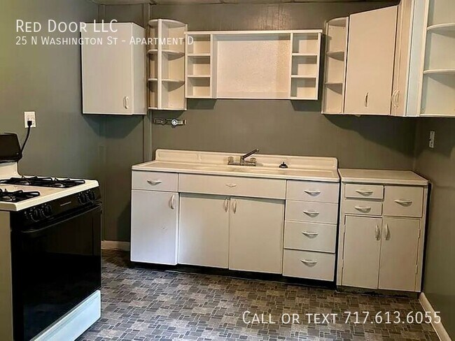 Building Photo - 25 N Washington St