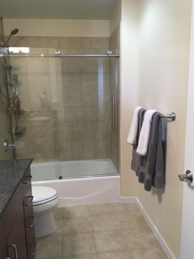 Building Photo - Available May 10th, 2025-Beautiful and Spa...