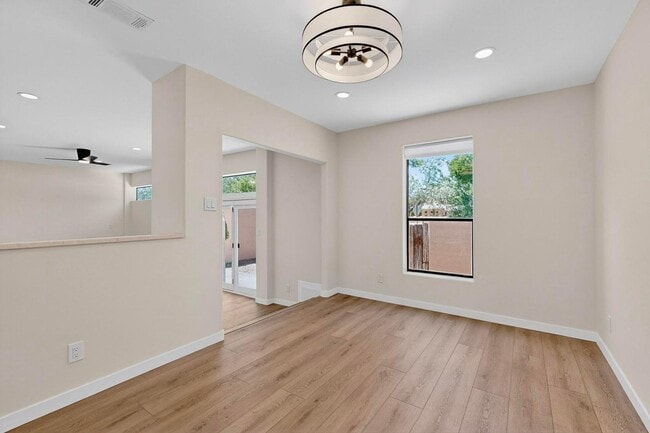 Building Photo - 2816 Don Pancho Rd NW