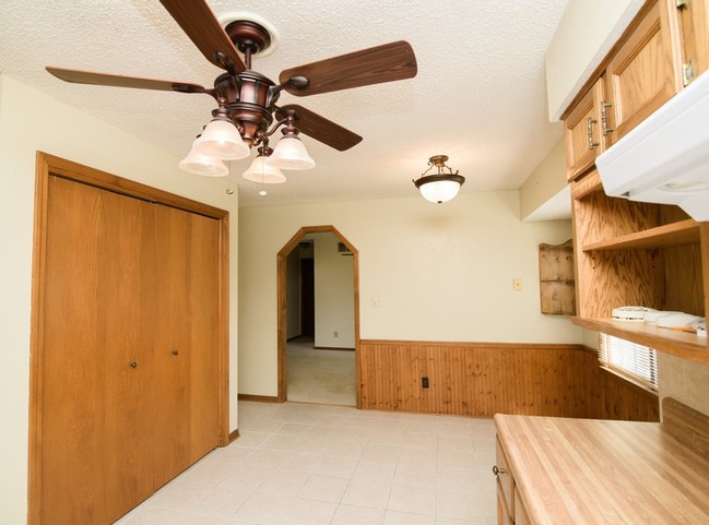 Building Photo - 2309 Colonial Hills Rd