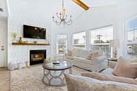 Building Photo - 888 Bay Breeze Wy