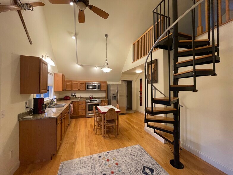 Kitchen - 15 Coopers Lndg