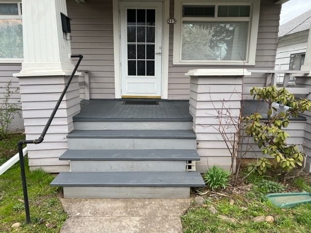 Building Photo - 313 NE 79th Ave