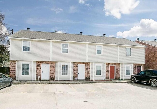 Building Photo - Condo: Jefferson Towne