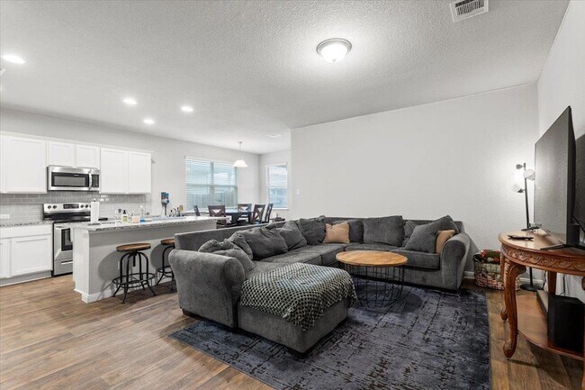 Building Photo - 129 Jubilee Dr