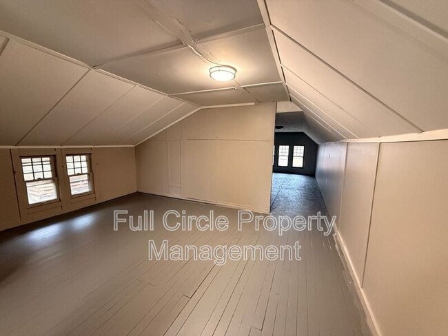 Building Photo - 6005 N 30th St