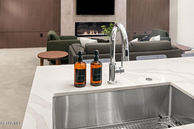 Building Photo - 828 Acton St