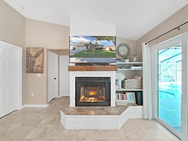 Building Photo - 308 Hammock Dr