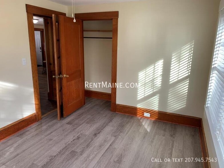 Building Photo - 54 Western Ave