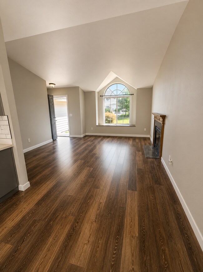 Building Photo - Must See 3 BED/2 Bath Rambler in Heart of Tumwater! Available 8/05/26!