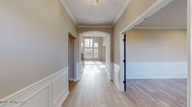 Building Photo - 212 Education Wy