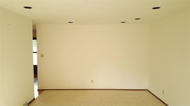 Building Photo - Three Bedroom Unit Available In Triplex in East Boulder