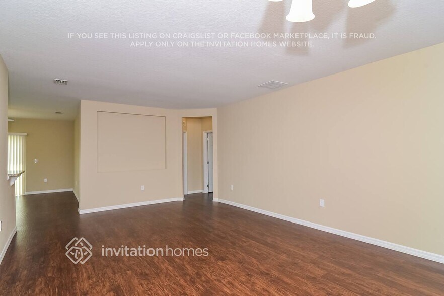 Building Photo - 8396 Walden St