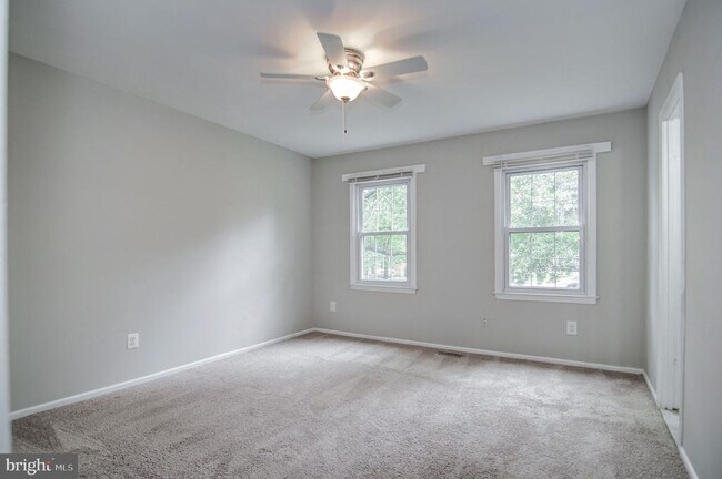 Building Photo - 7763 Durer Ct