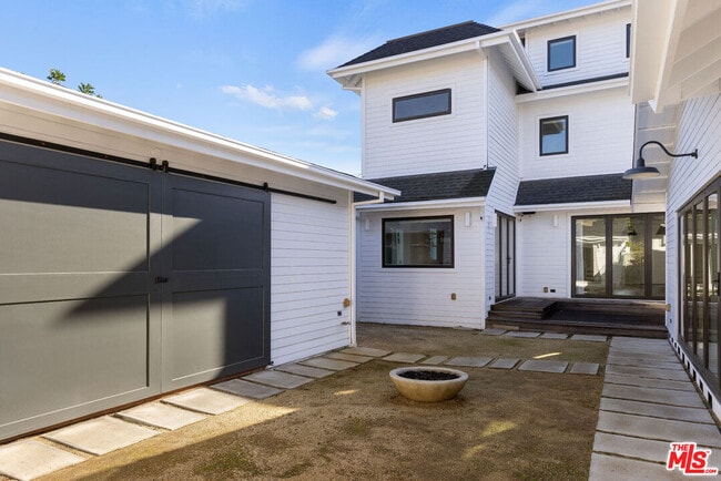 Building Photo - 4525 Melbourne Ave