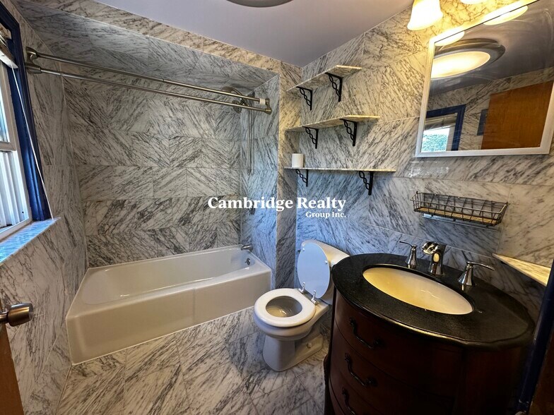 Building Photo - 18 Tremont St