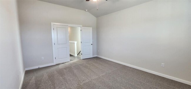 Building Photo - 2200 Delano Dr