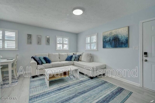 Building Photo - 7308 Sunset Ave