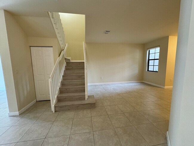 Building Photo - 3317 W 90th St