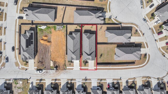 Building Photo - 5043 Morrison Dr